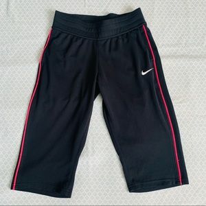 Nike workout capris